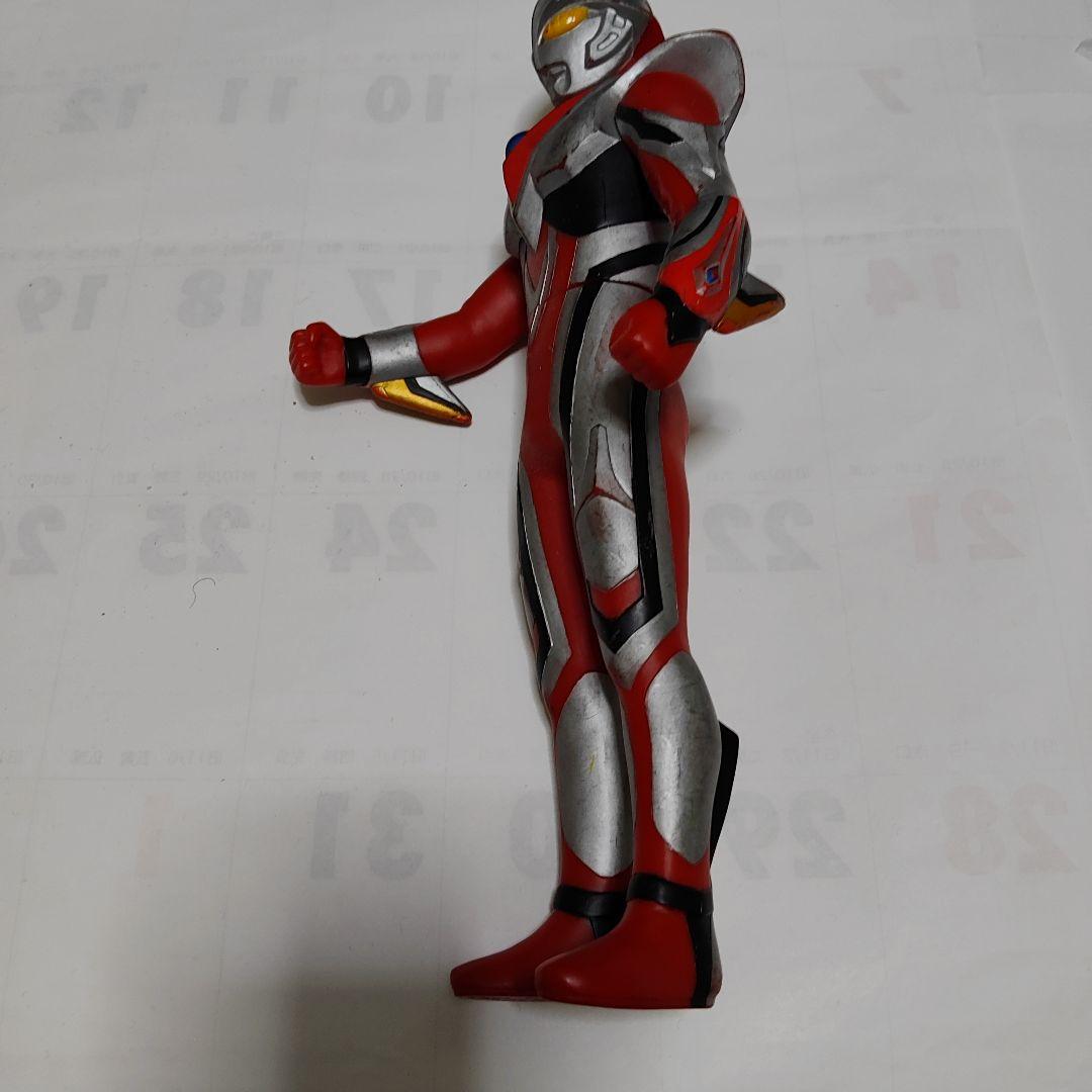 ウルトマンネクサス　ジュネッス　全長30Ｃｍ