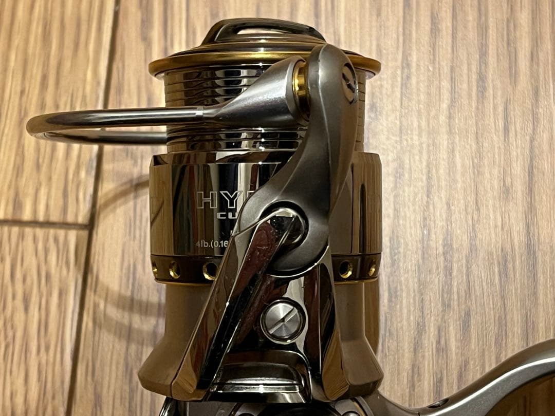 イグジスト 2004