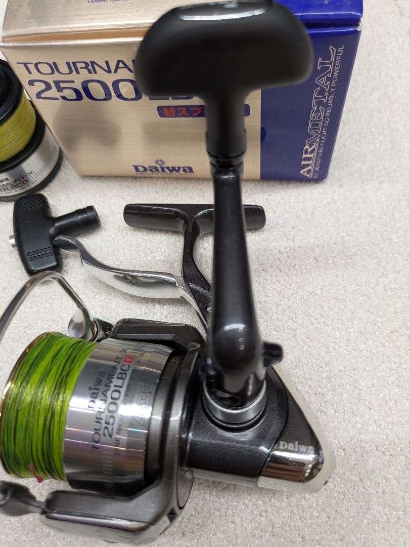 ダイワ TOURNAMENT-X 2500LBCD レバーブレーキリール