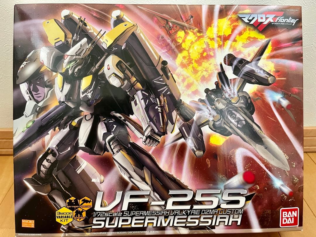 【未組立】バンダイ 1/72 VFー25メサイアバルキリー プラモデル6種セット