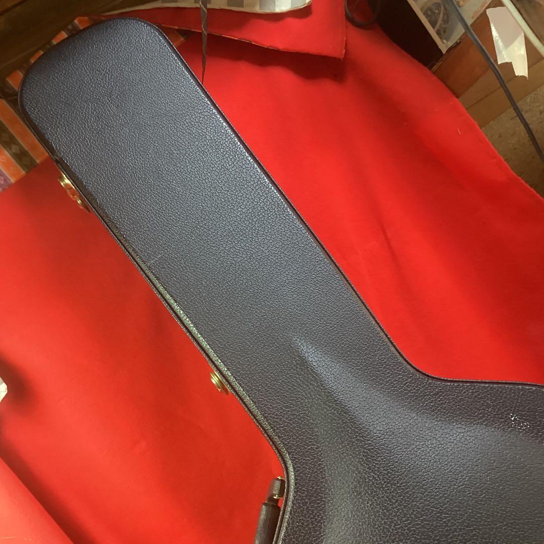 エレキギター ハードケース付き動作品