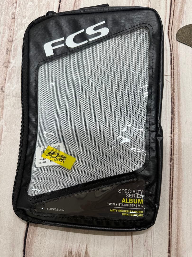 【美品】　ALBUM SURFBOARDインサニティ　フィン付き