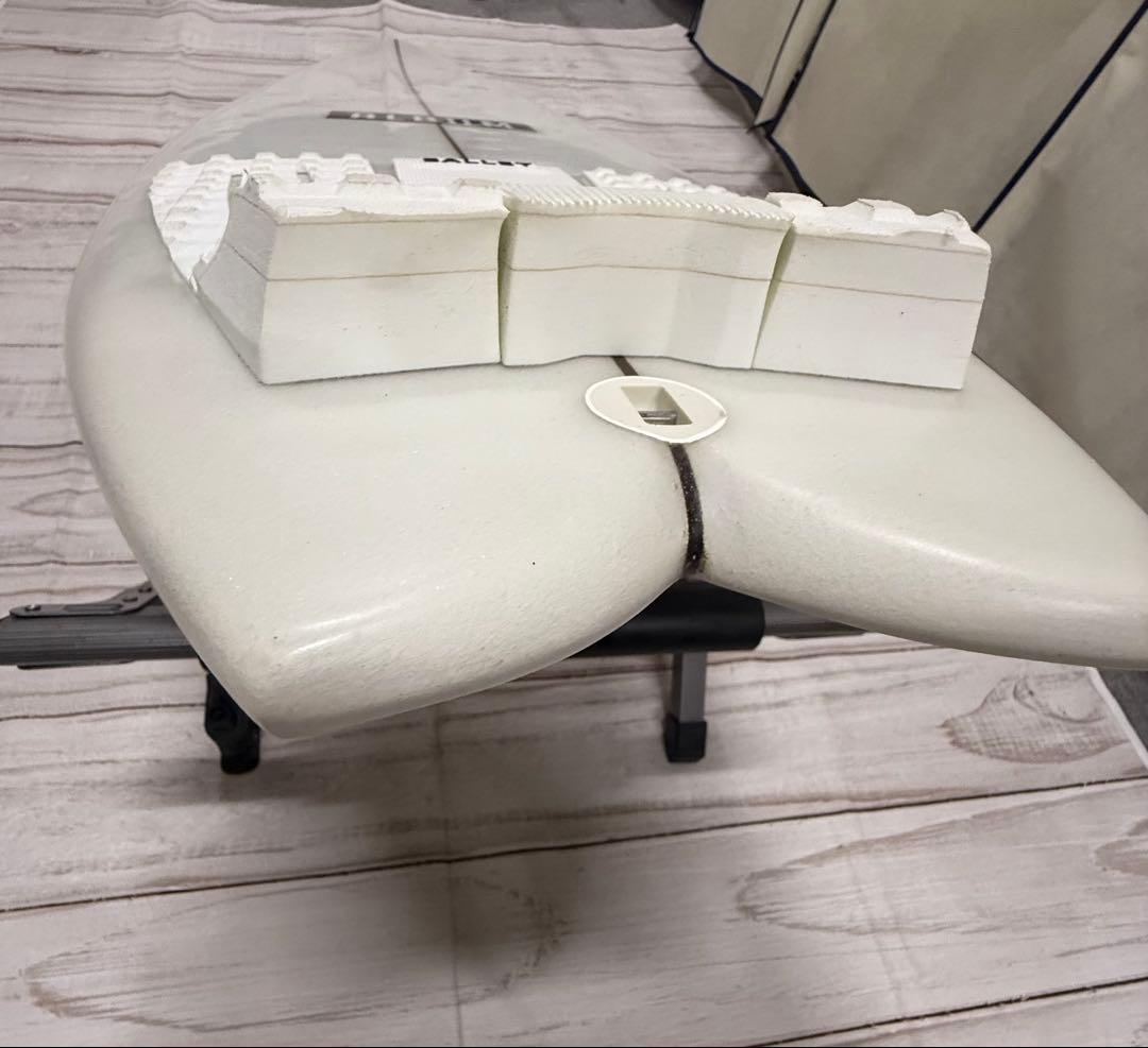 【美品】　ALBUM SURFBOARDインサニティ　フィン付き