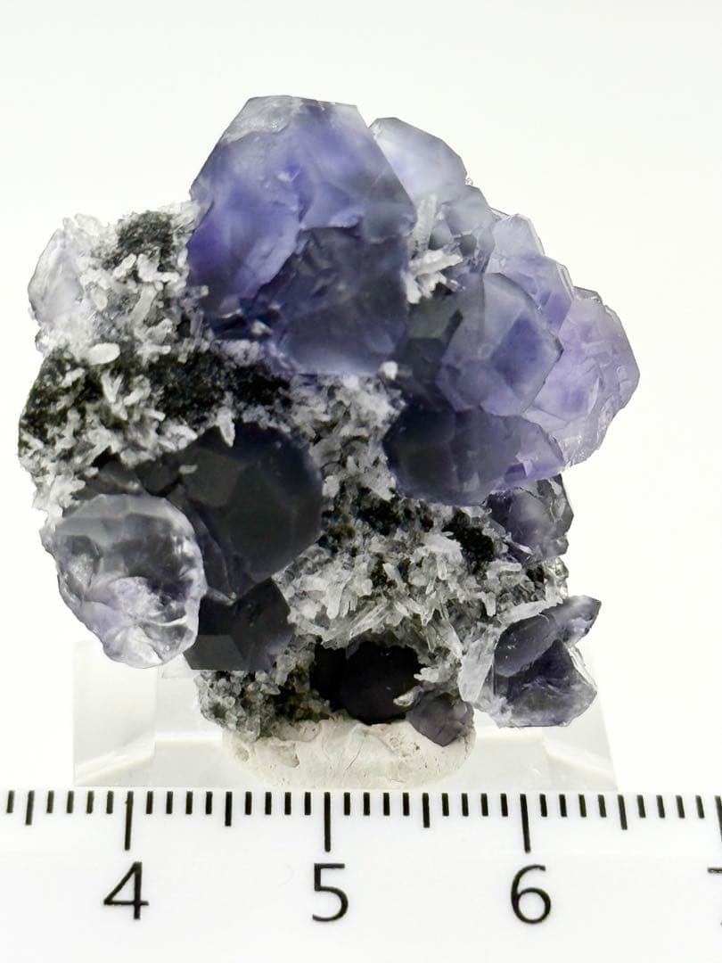 タンザナイトフローライト　原石　鉱物標本　天然石　蛍石