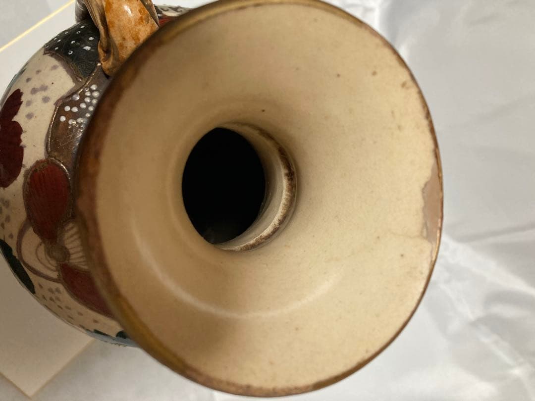 古薩摩焼の飾り壺　インテリア　硴器として飾る　美術品