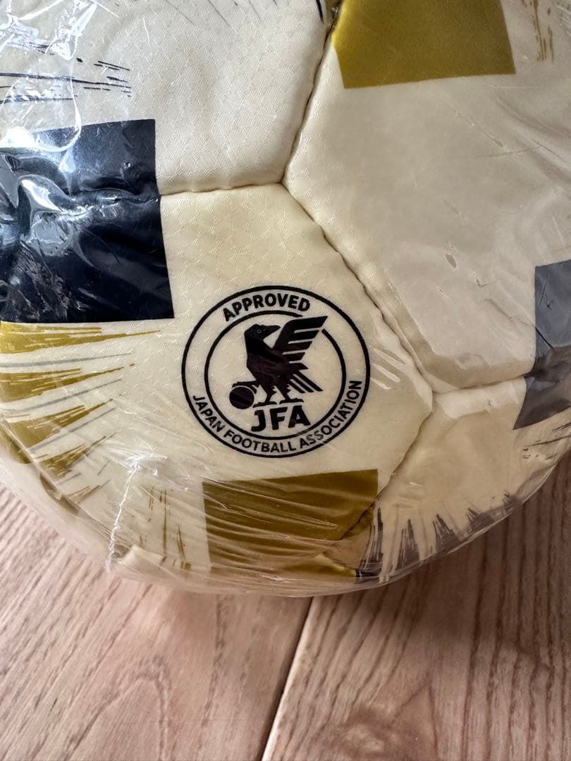 アディダス ツバサ グライダー 5号球(アイボリー)