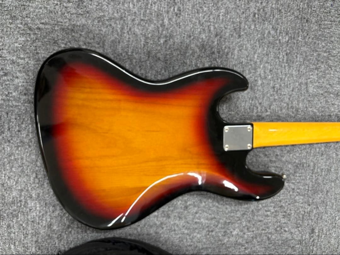 Fender Japan Jazzbass JB62-58 3TS ケース付き☆