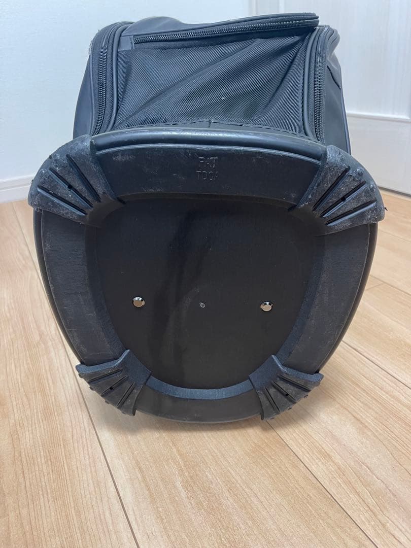 Tee off golf 　TaylorMade キャディバッグ