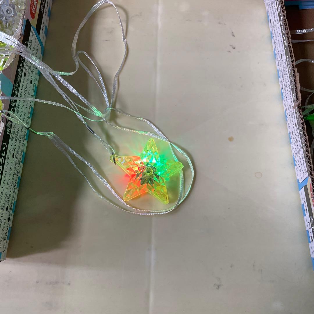 ひかる　ペンダント　光る　星　36個　7箱