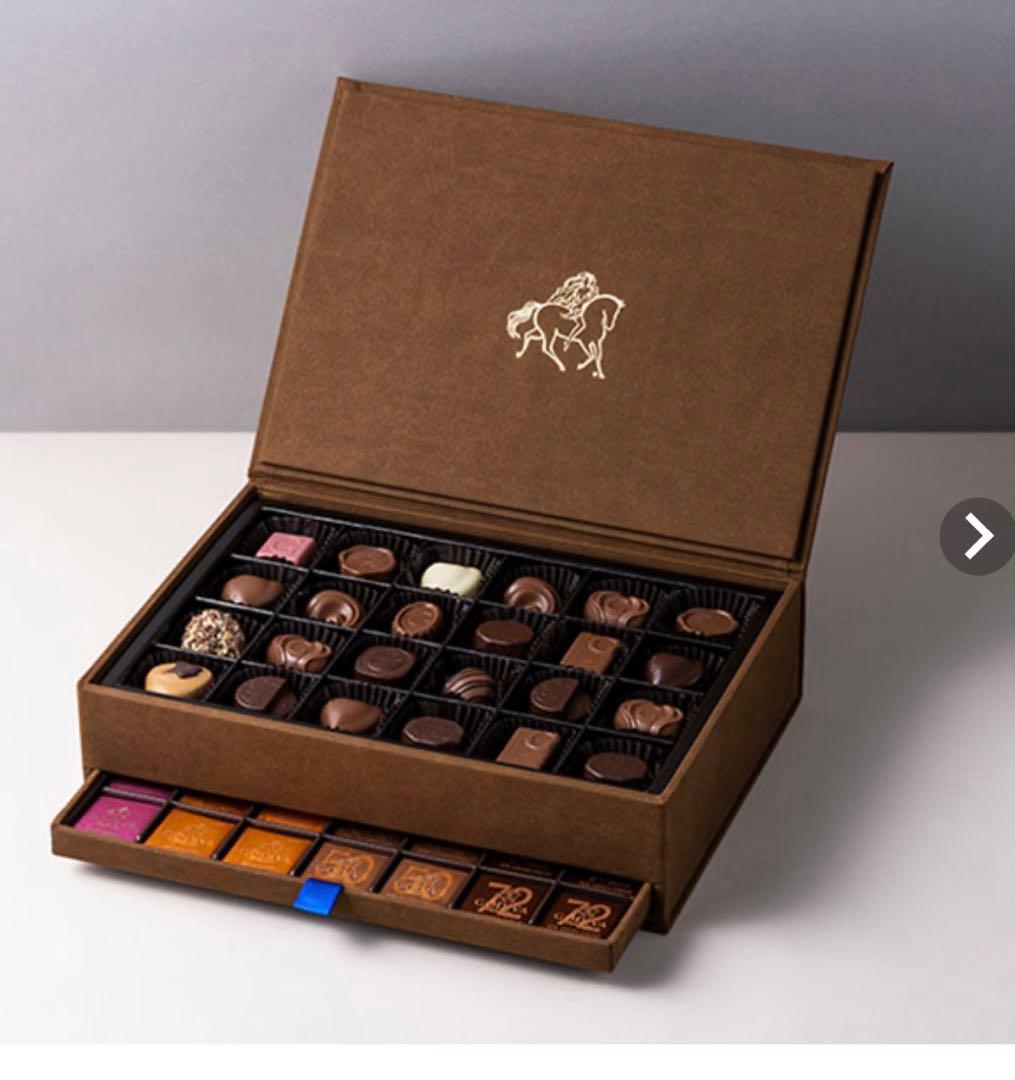 GODIVA　ゴディバ　グランプラス　 30粒入チョコレート　パーティ　年末年始