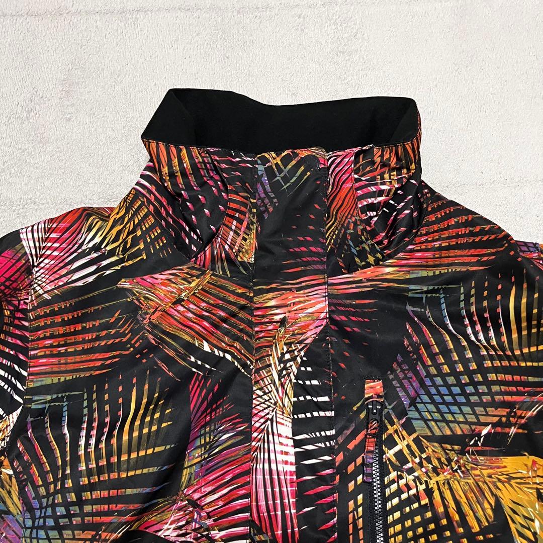 ROXY ロキシースノーボードウェア スノボジャケット　スノボウェア　レディース