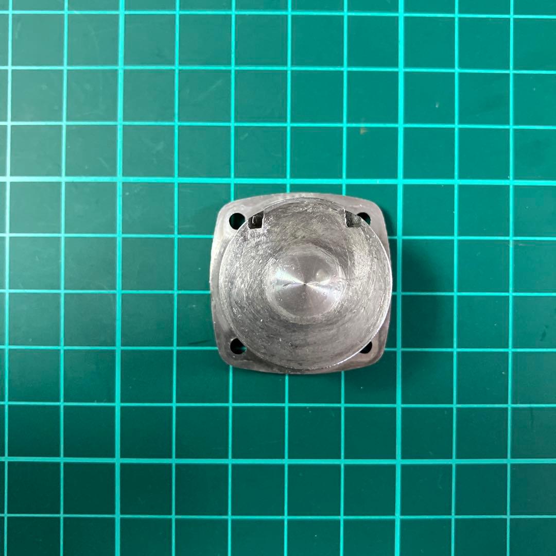 ノバロッシTORONERO 中古　ラジコンエンジン