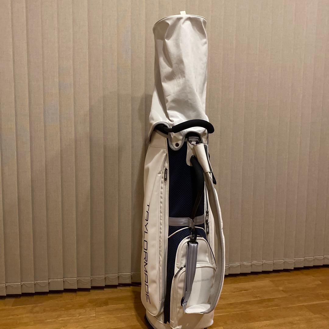 モモちゃん！TAYLORMADE キャディバッグ ホワイト