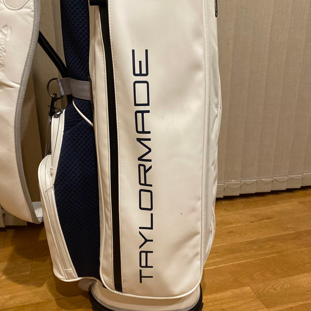 モモちゃん！TAYLORMADE キャディバッグ ホワイト