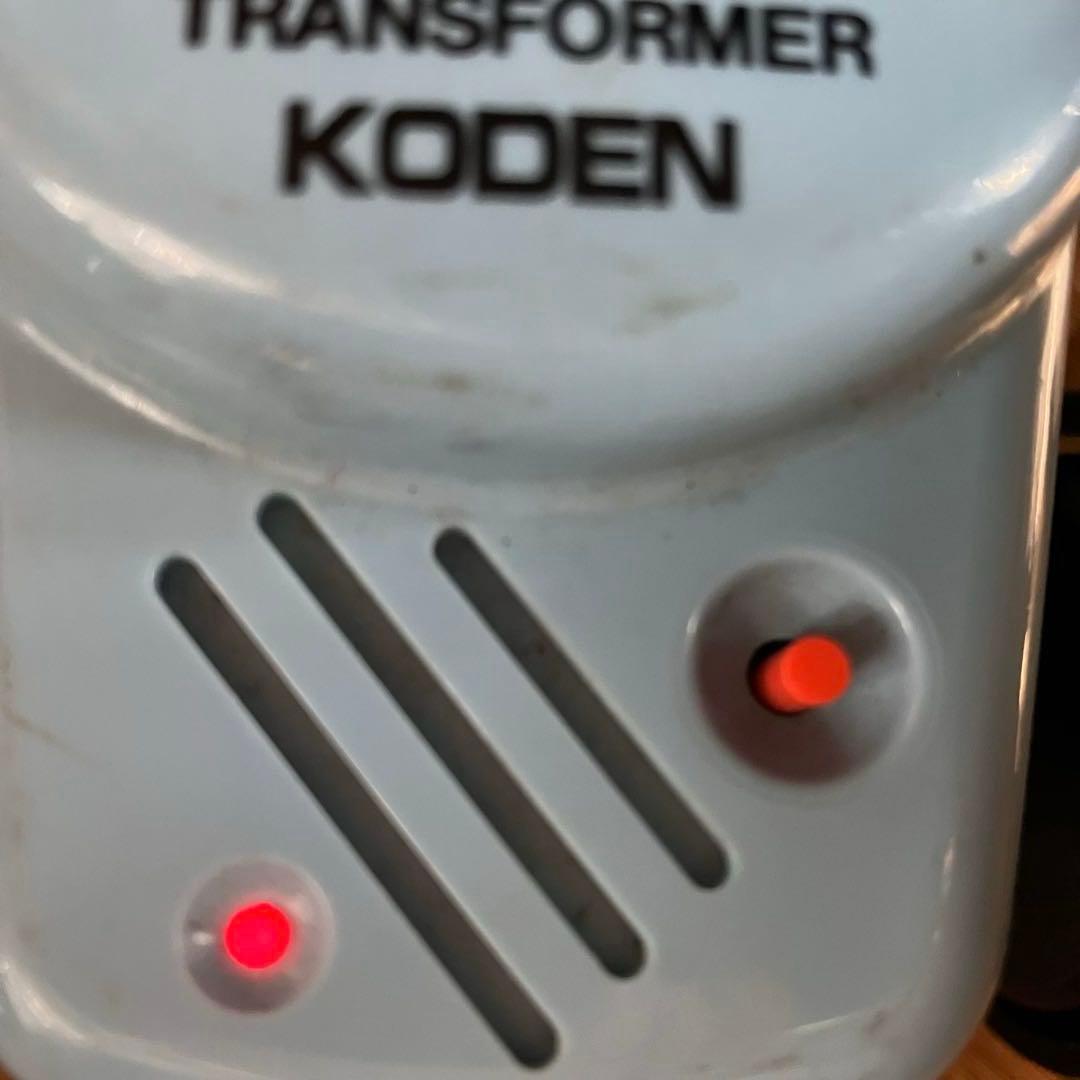 E壁東京興電 KODEN 変圧器 TB-250SW ＆ 海外用変換プラグCタイプ