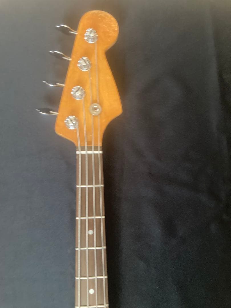 早い者勝ち　#15ジャズベースタイプ ニトロセルロースラッカー塗装