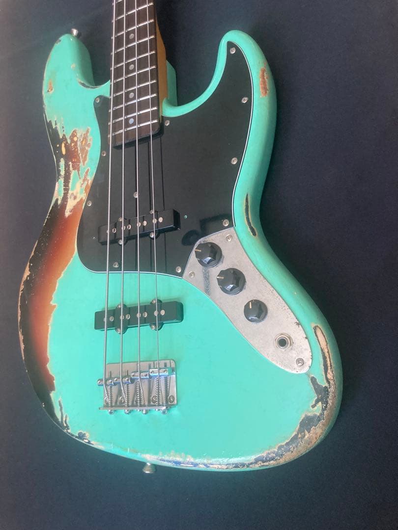 早い者勝ち　#15ジャズベースタイプ ニトロセルロースラッカー塗装