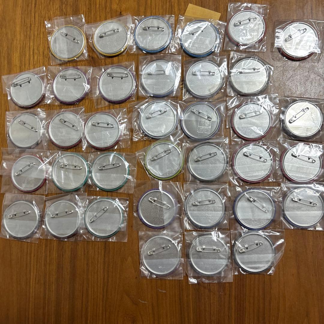 ゴールデンカムイ 缶バッジ 36個セットまとめ売り