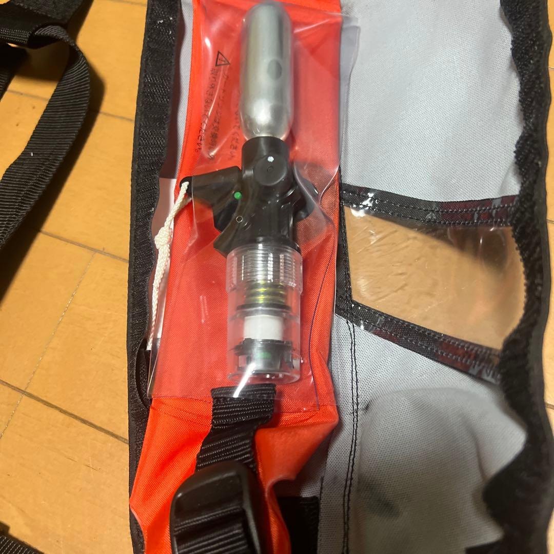 NBC 自動膨張式ライフジャケット 黒