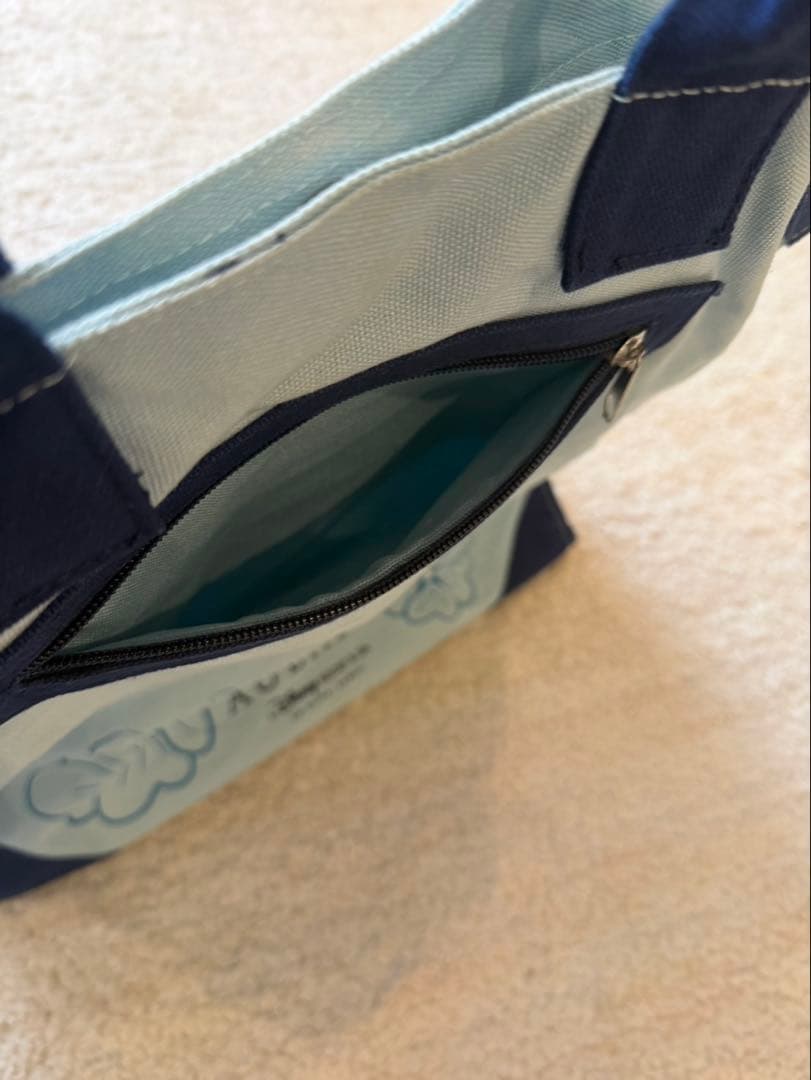 未使用に近い　アウラニ限定　ミニーマウス ハンドバック