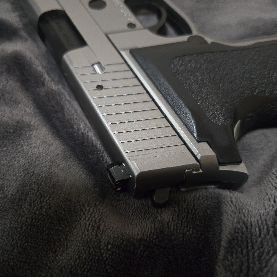 東京マルイ SIG P226E2 ステンレス スペアマガジン2本付き