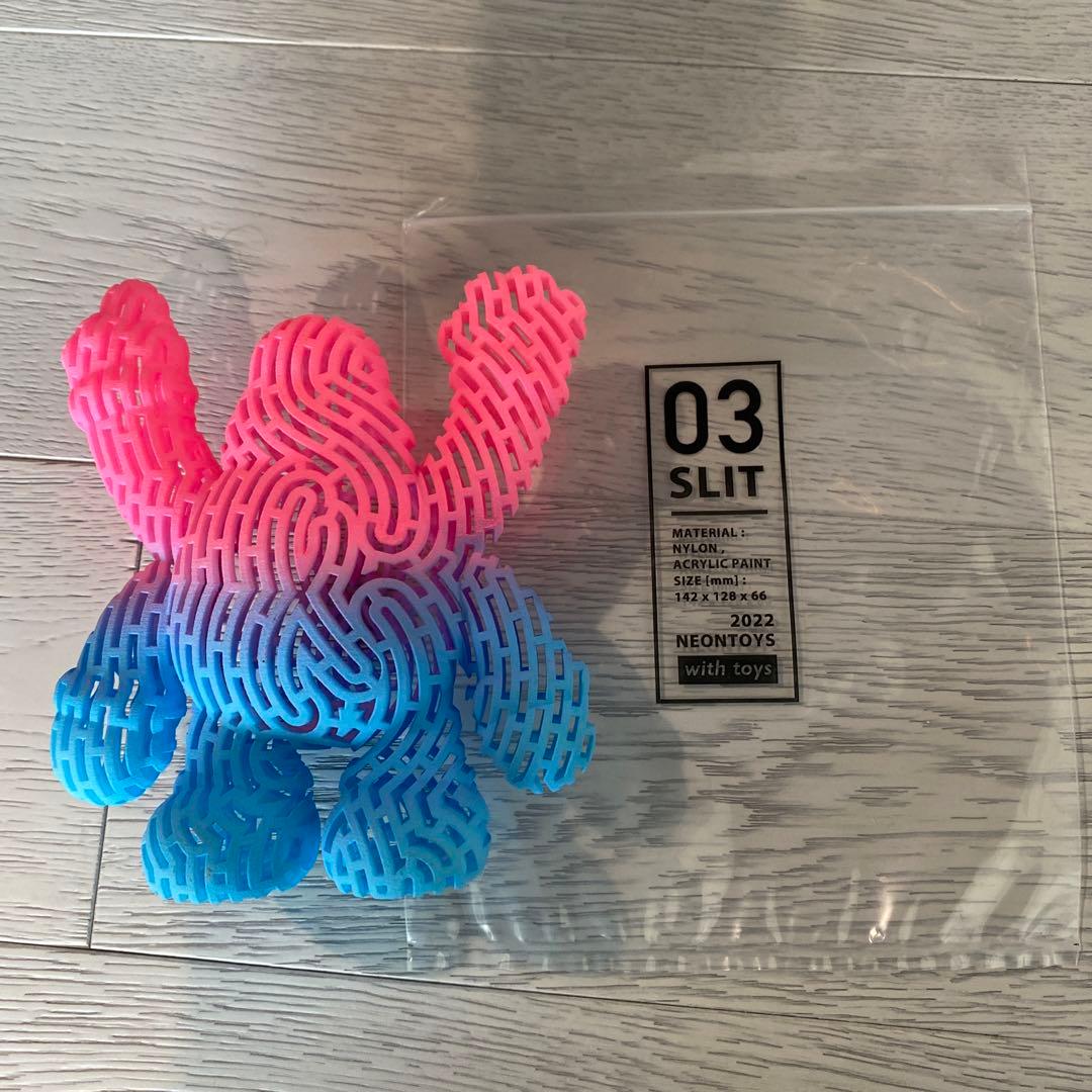 NEONTOYS フィギュア