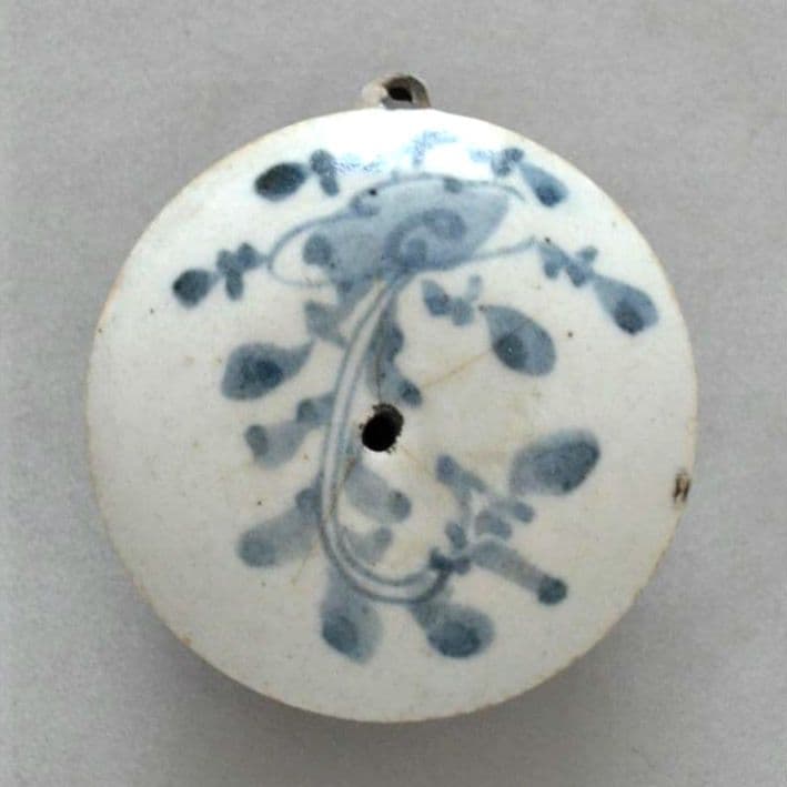 『李朝青花草花紋丸形水滴』 白磁　染付　古陶磁器　李氏朝鮮　硯滴　水注　古美術