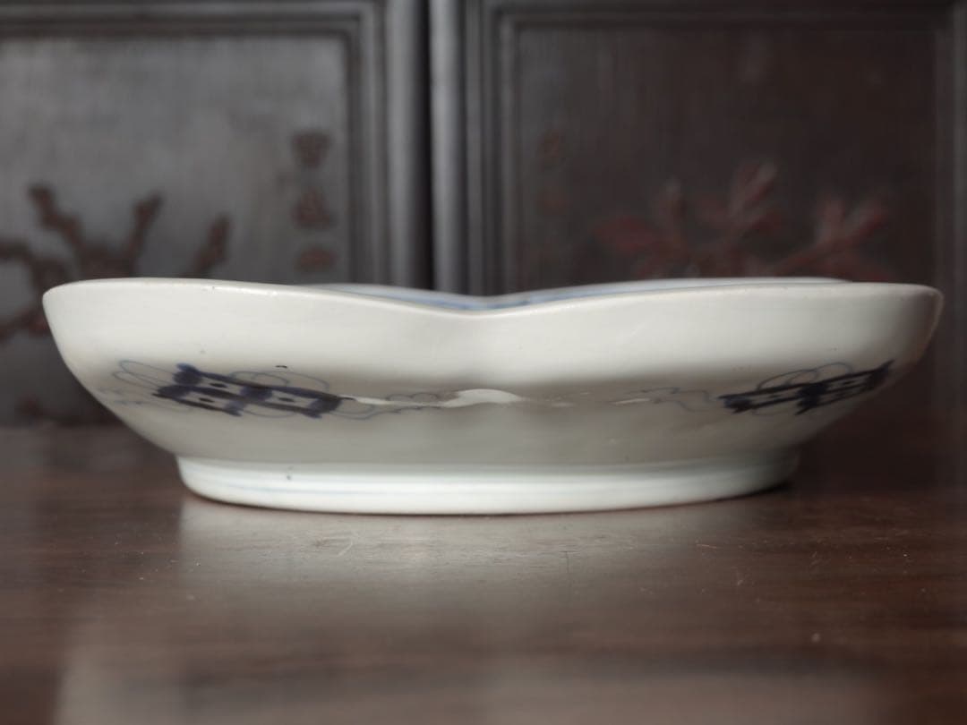 送料無料　江戸時代　後期　古伊万里　染付　山水図　軍配形　大皿　飾皿　希少作品