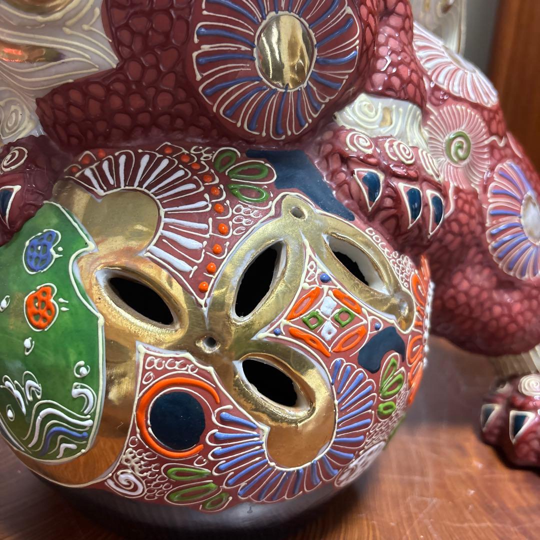 九谷焼　玉乗り獅子　大きめ　魔除け　台無し