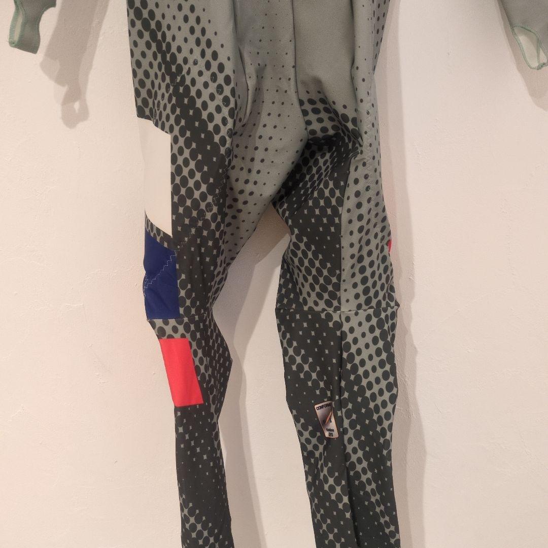 【新品タグ付きFIS対応】VIST 競技ワンピース　サイズS