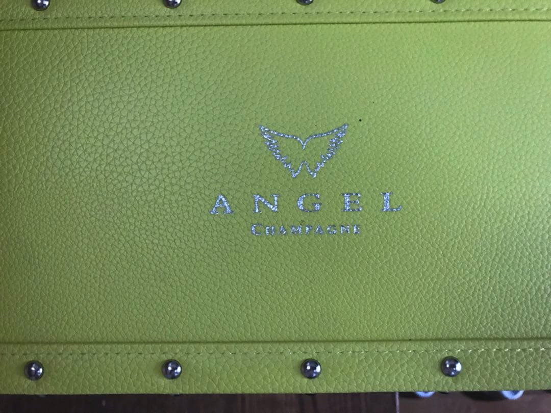 シャンパン　エンジェル　イエロー