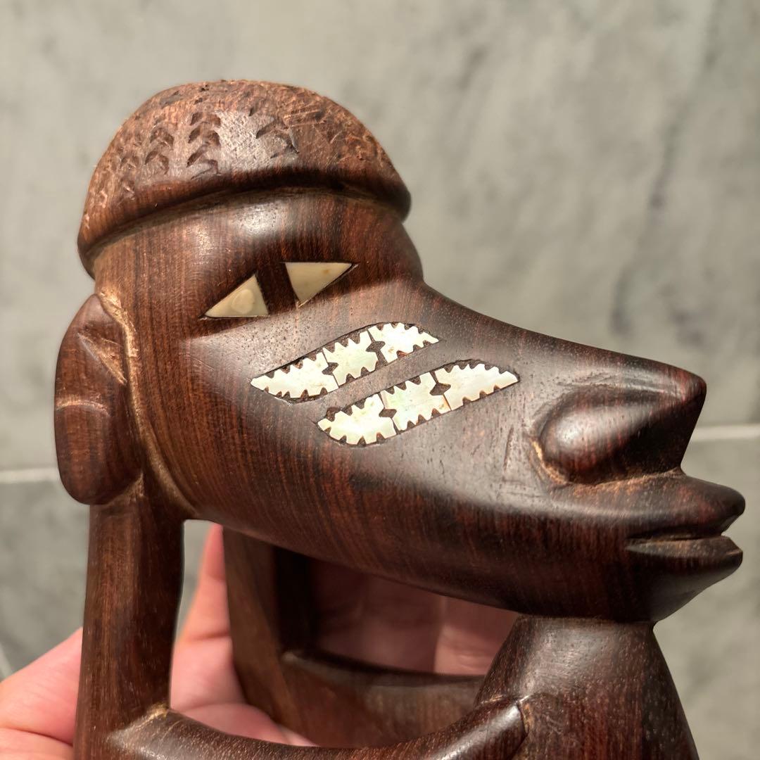 西アフリカビンテージ本能的に引き寄せられる瞳やお顔の貝殻が美しい一刀彫りオブジェ