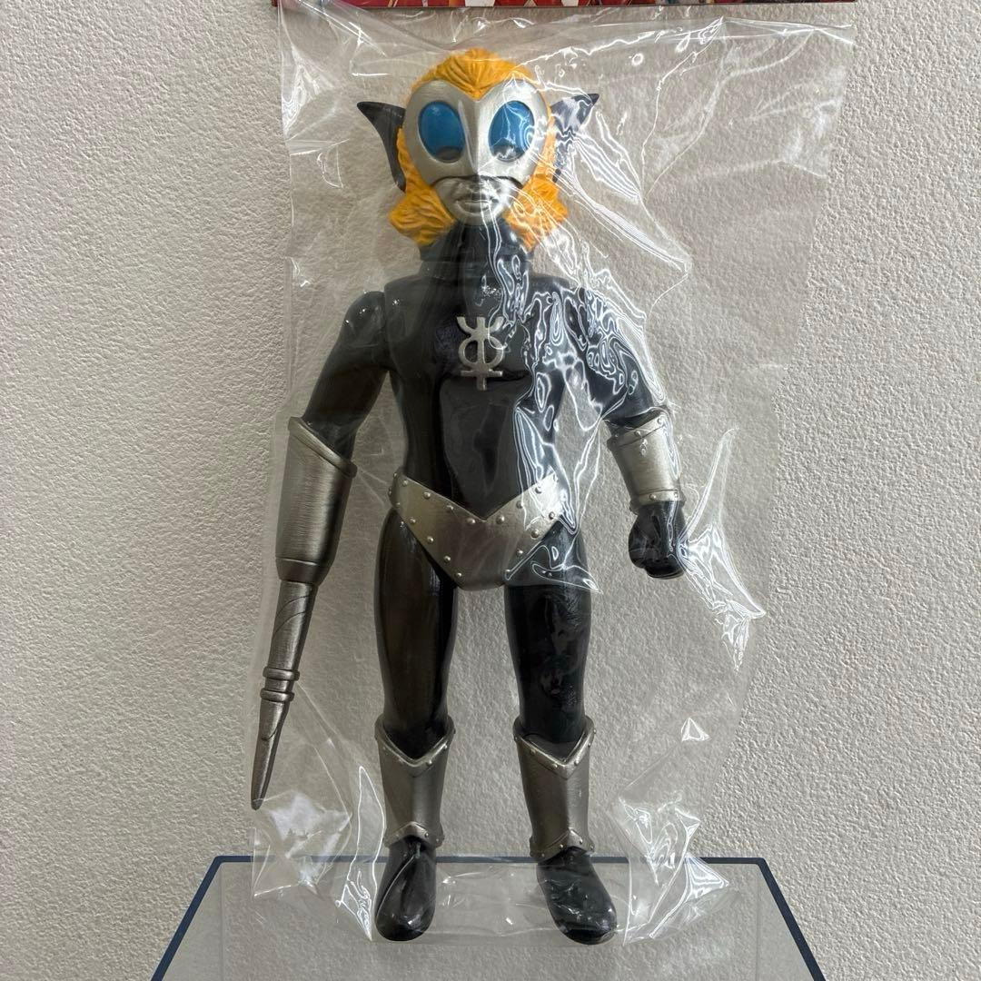マグマ星人　ソフビ　2体セット　タカトク　ブルマァク　ウルトラマンレオ　未開封品