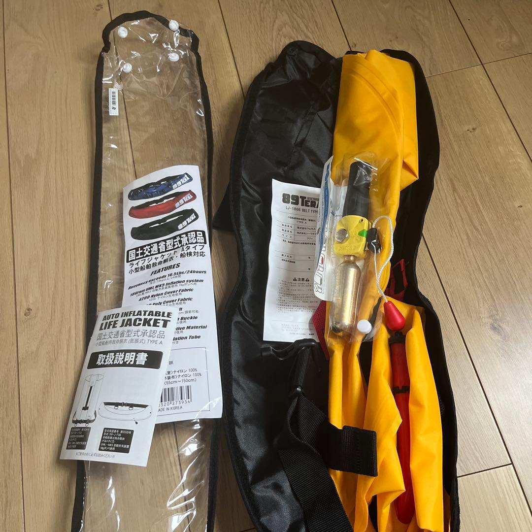 89TERA ライフジャケット　桜マーク　未使用