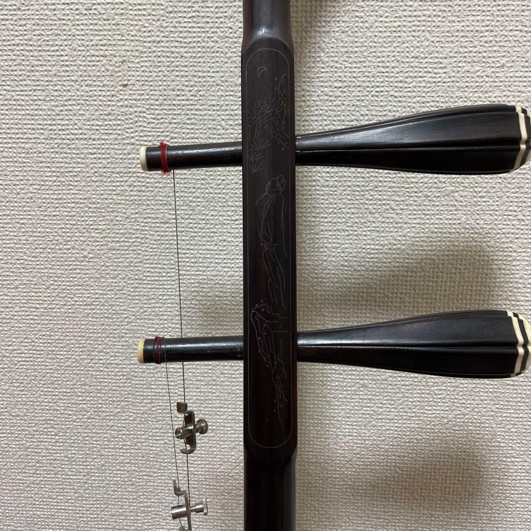 紅*ご様 二胡 木製 蛇皮 赤いケース付き