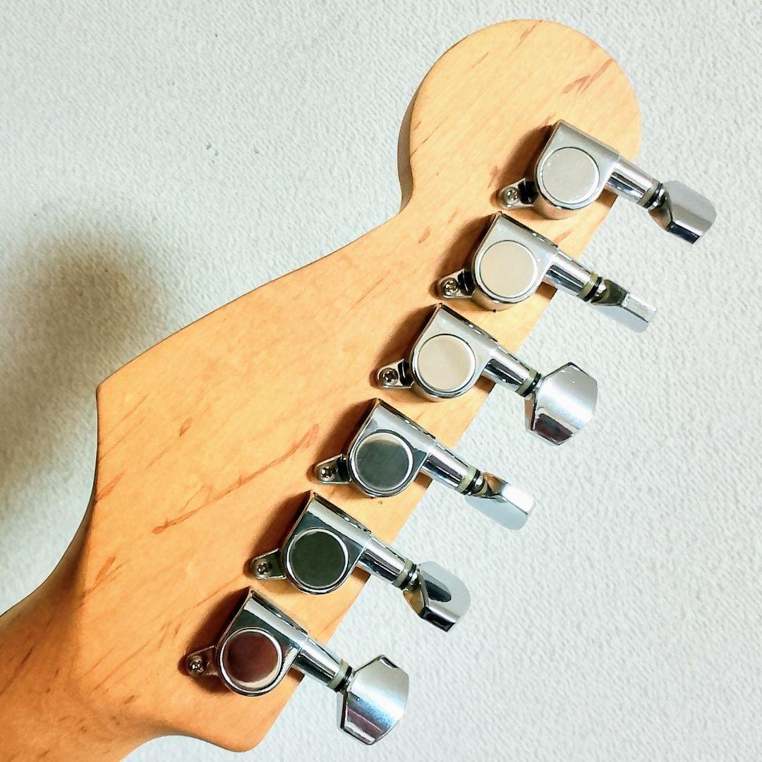 美品　BUSKER’S　ストラトキャスタータイプ　エレキギター　ホワイト