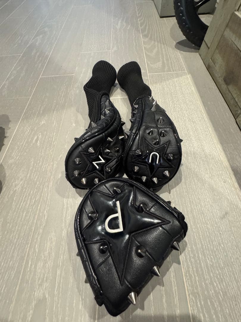 エリートグリップ 限定品　クロコスタッズ付きキャディバック