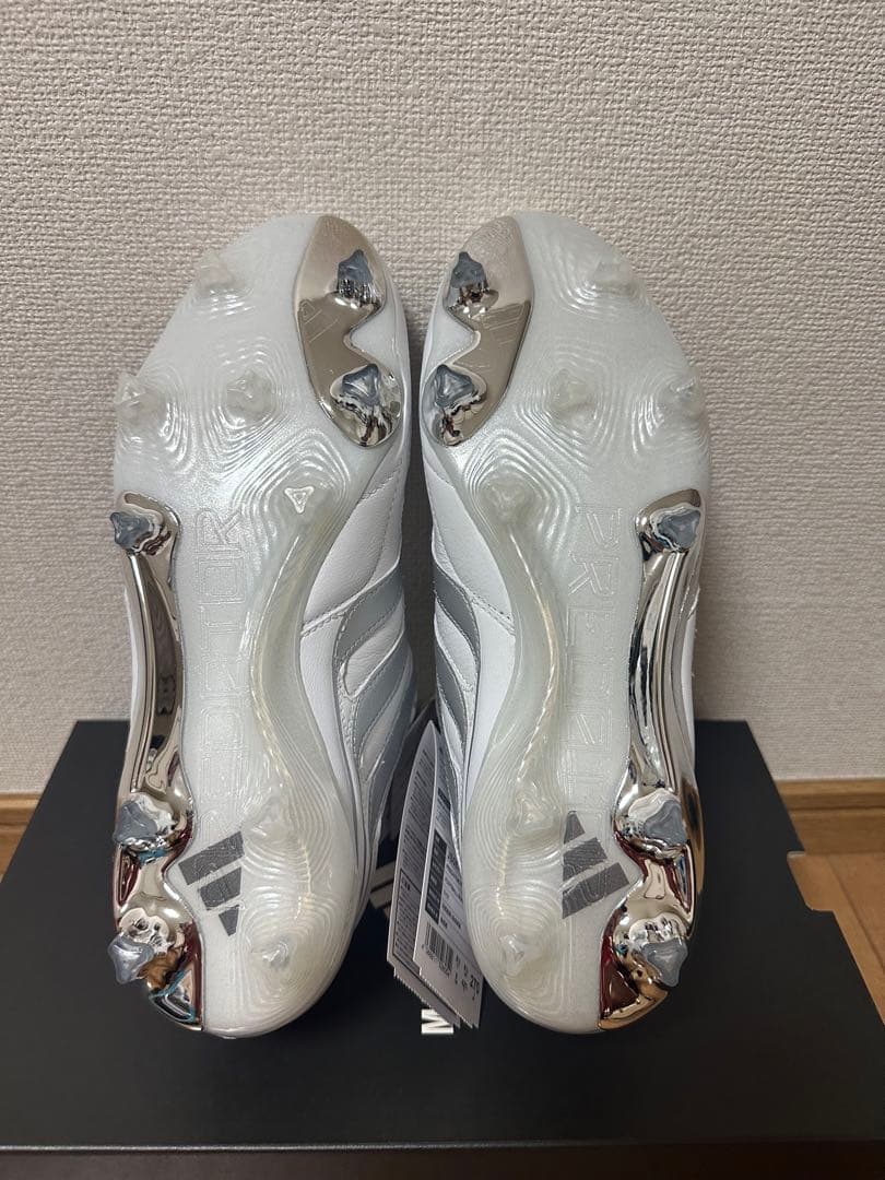 【最終値下げ】adidas プレデター　プレシジョン　fg　27.0cm