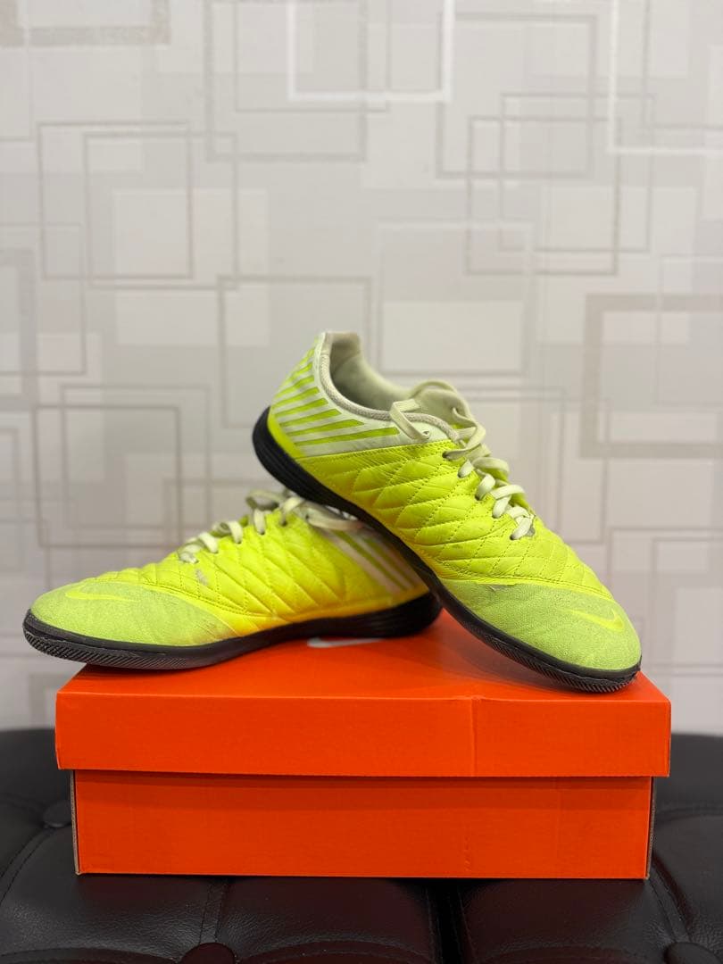 Nike フットサルシューズ NIKE LUNAR GATO ll 27.5