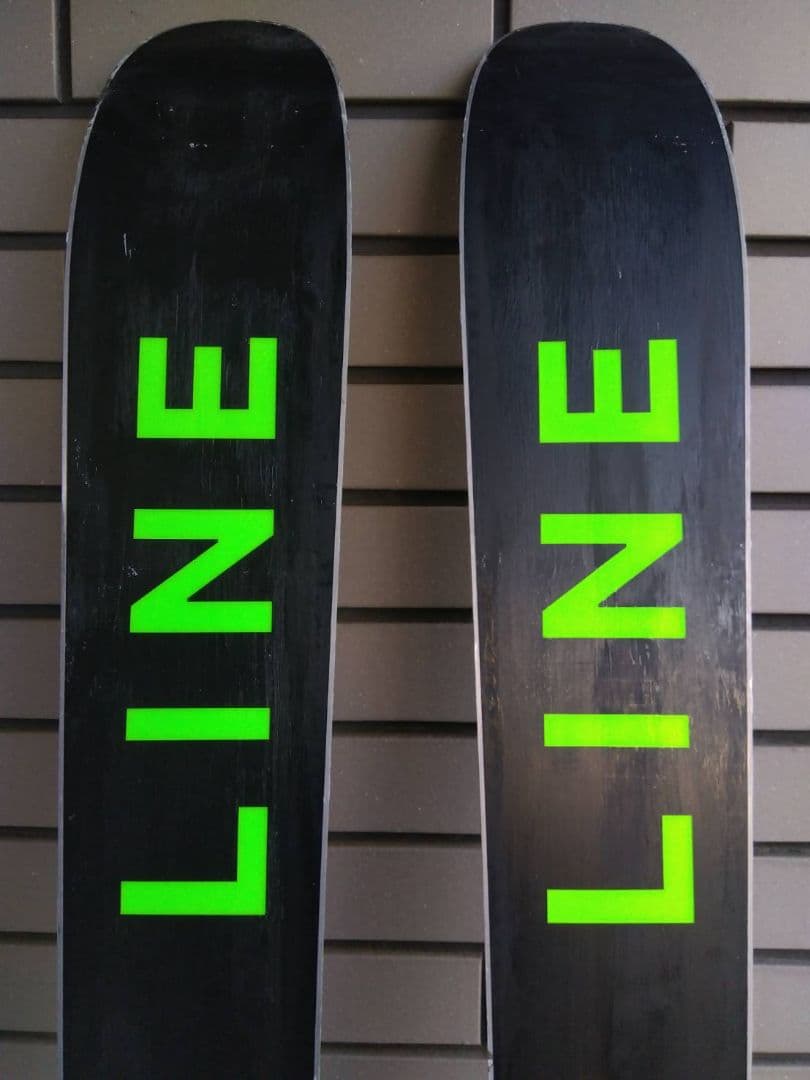 LINE　スーパーナチュラル100 186センチ