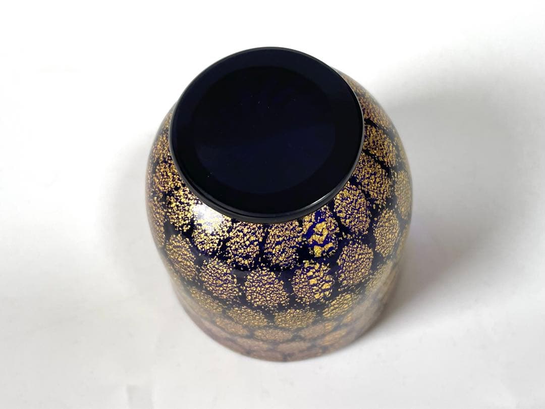 ガラス作家　岩田久利　ガラス　盃　ぐい呑　酒器　冷酒　硝子　金箔　箔入　共箱