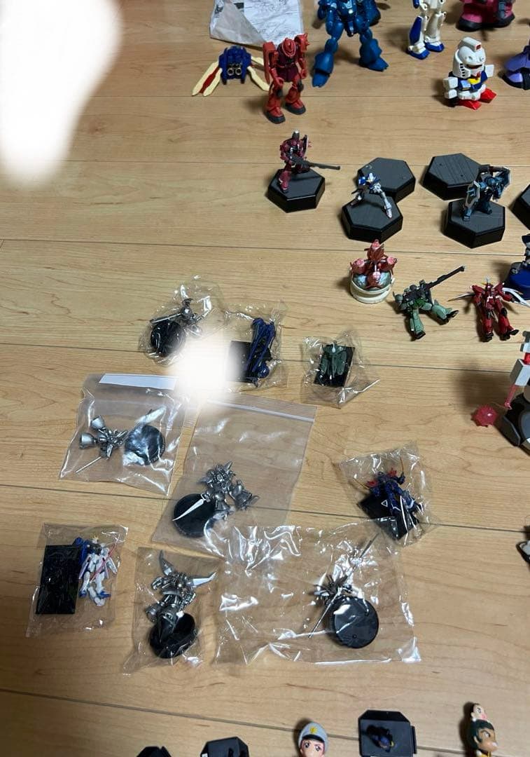 コンバージ　ガンダムのフィギュア