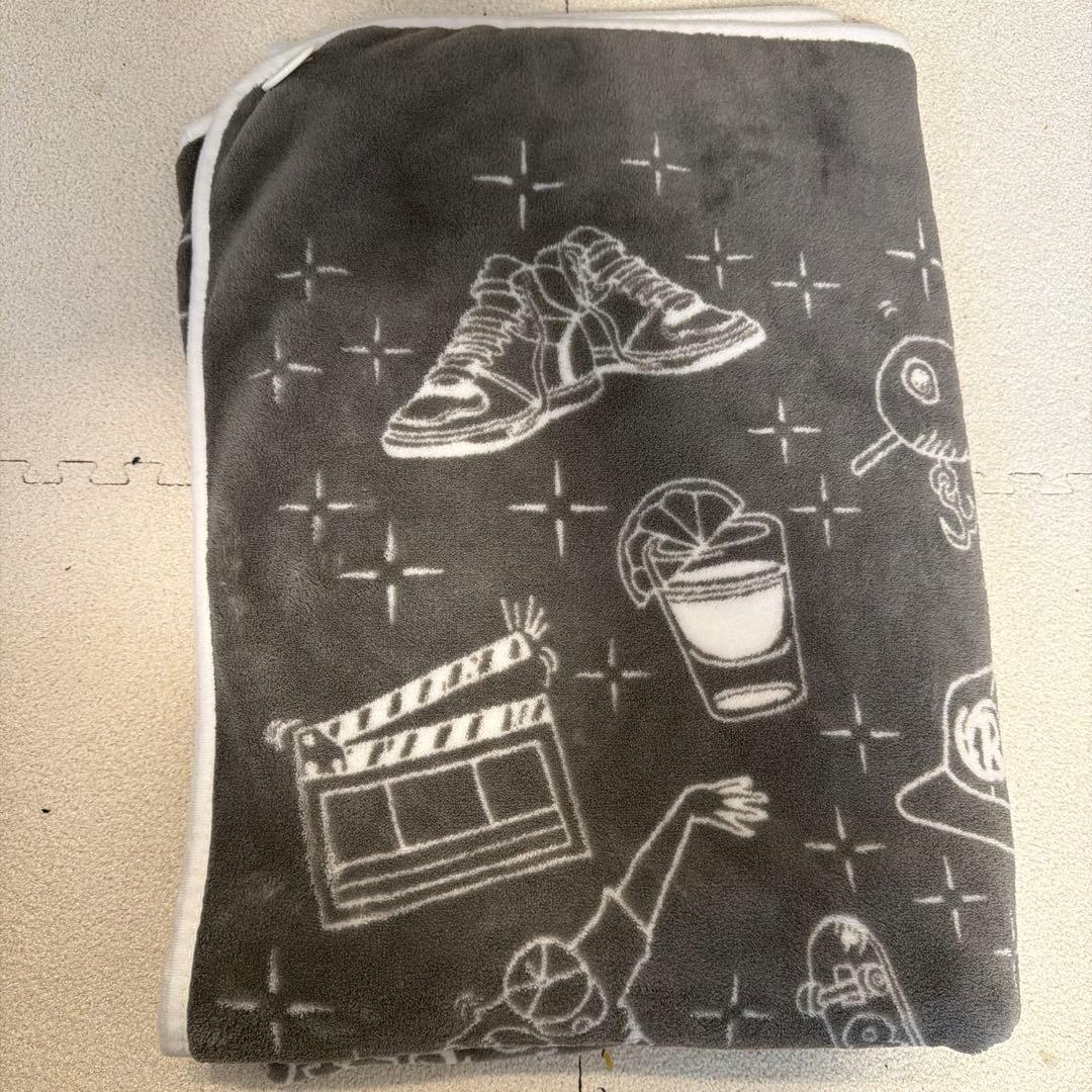 岩田剛典　ソログッズ