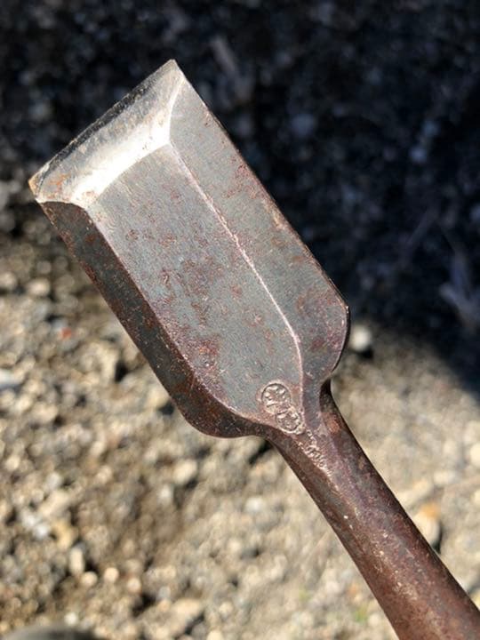 鑿　ノミ　玉峯