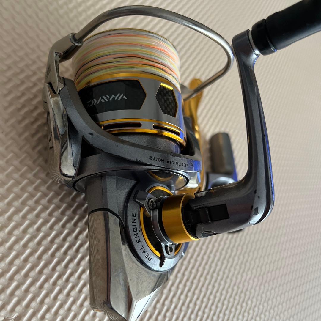 DAIWA トーナメントISO 2500HLBDスピニングリール