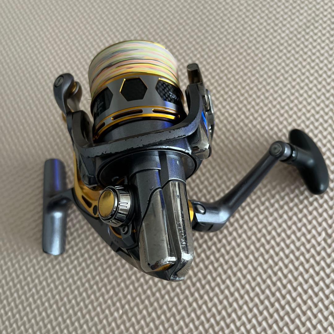 DAIWA トーナメントISO 2500HLBDスピニングリール