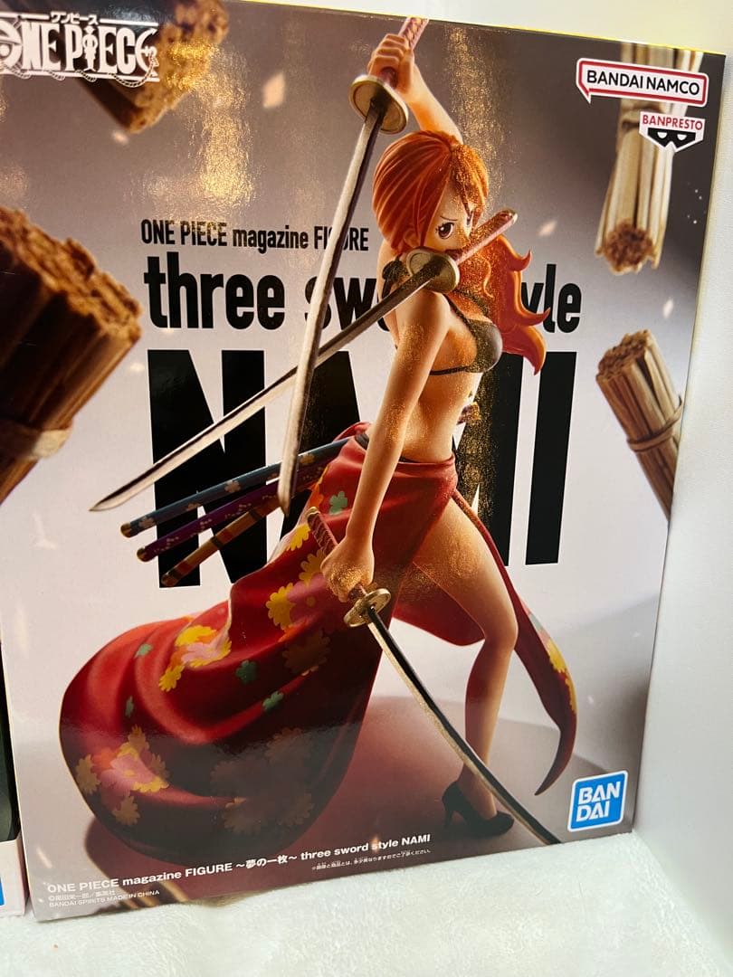⭐︎新品未開封品⭐︎ワンピースmagazine夢の一枚三刀流ナミフィギュア