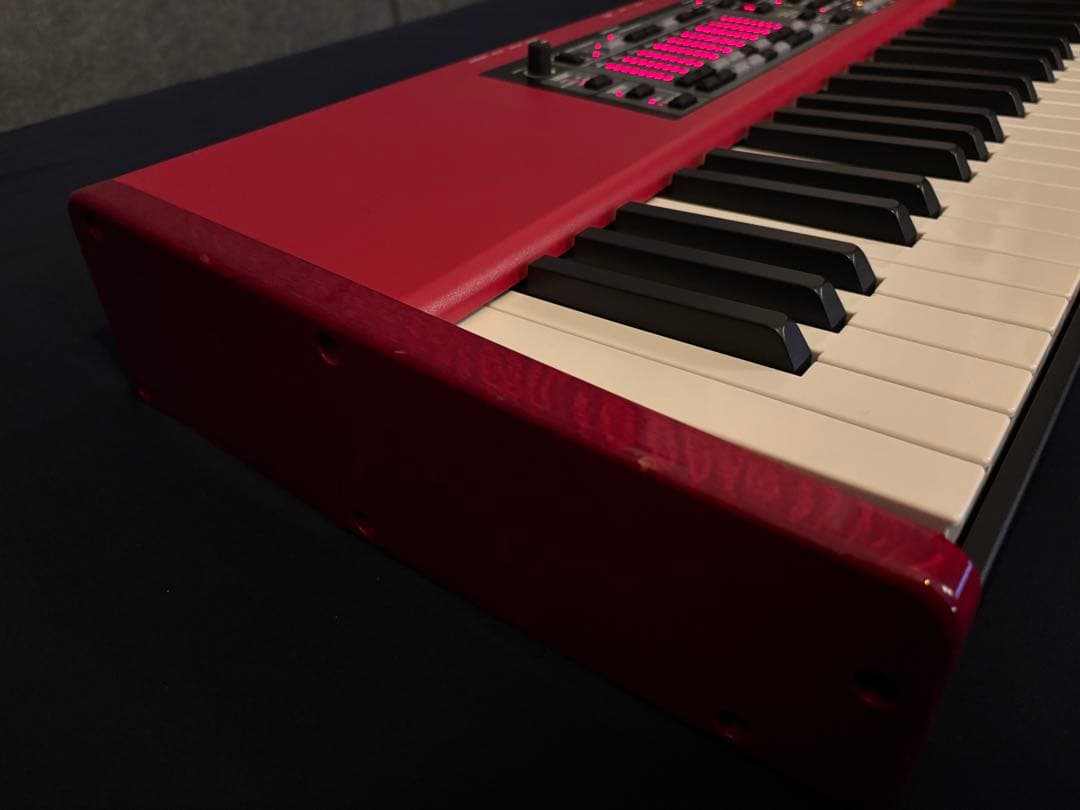 Nord Electro 5 HP 動作確認済み　付属品、専用ケース付き