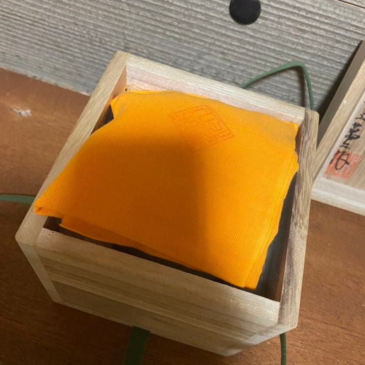 ★セール★井上萬二　人間国宝　青白磁彫文 香炉　笹