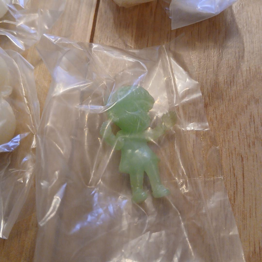 メ*子様 ゲゲゲの鬼太郎 ミニフィギュア 蛍光消しゴム